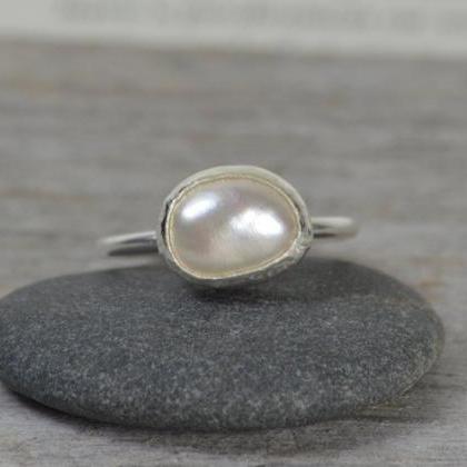 Large Freshwater Pearl Stacking Ring, Pearl..